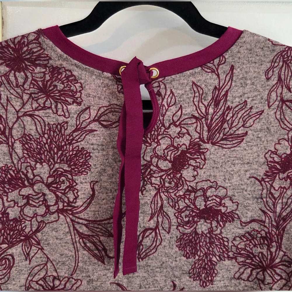 Women's St. John's Bay Pullover Sweater in Gray and Burgundy, Size M - Picture 9 of 14